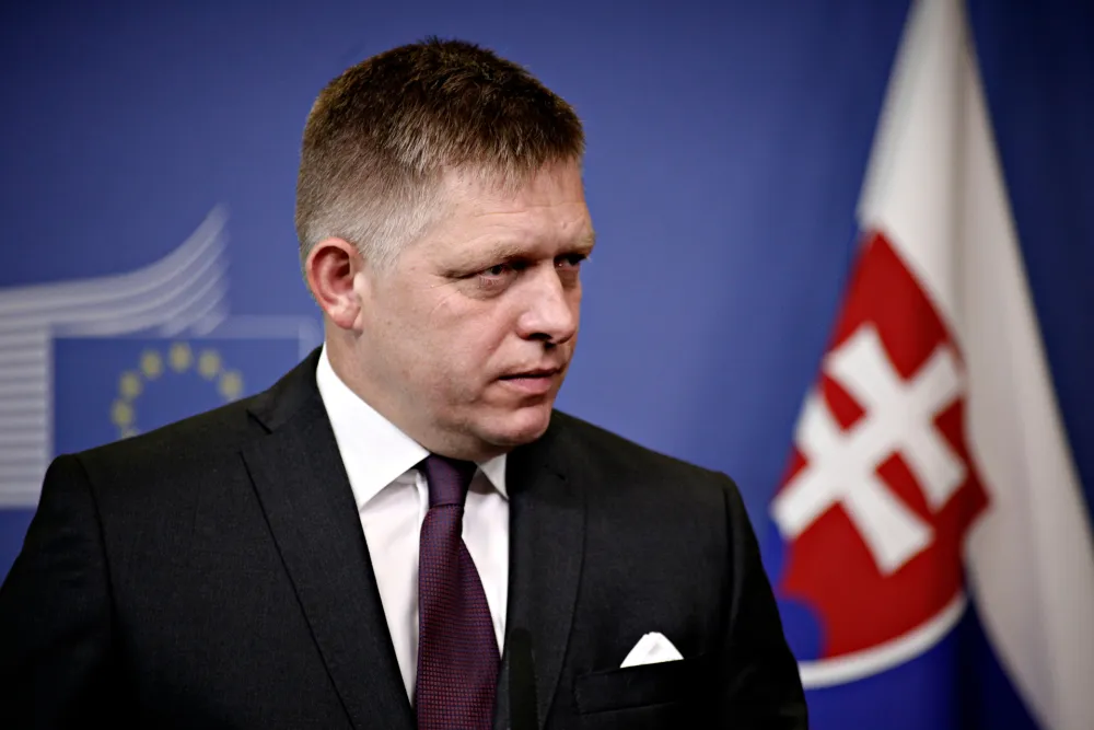 Fico traži put do Rusije: Tri zemlje mu zabranile prelet