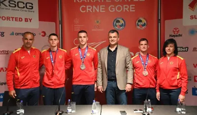 Perković sa takmičarima i selektorima