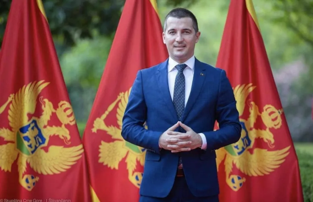 Bečić: Po sili Zakona&nbsp;konstatovan prestanak radnog odnosa jo&scaron; jednom policijskom službenik