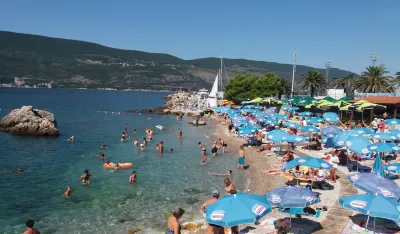 Za plaže nudili ogroman novac, sad neće da potpi&scaron;u ugovore: Umjesto miliona, &scaron;arena laža