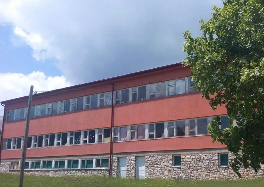 Raspisan tender za adaptaciju&nbsp;O&Scaron; &bdquo;Vladimir Rolović&rdquo;