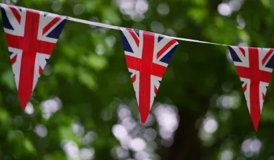 Britanija uvela nove sankcije Rusiji: Putinovi napadi pokazuju njegovo ratoborno lice
