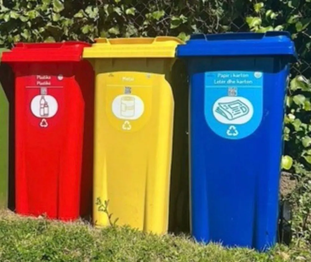Komunalno&nbsp;preduzeće Tuzi obezbijedilo&nbsp;za 500 kuća po tri kante za razvrstavanje otpada