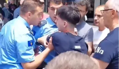 Dačić: Izdat nalog za hap&scaron;enje policajca iz Pri&scaron;tine koji je napao srpskog srednjo&scaron;kolca