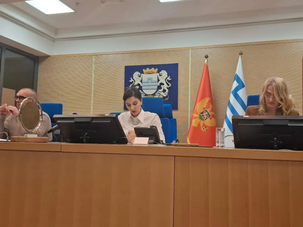 Milos Giljen, Anđela Mićović i Jadranka Ilinčić