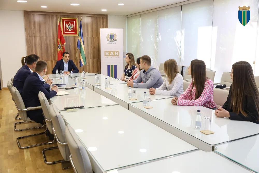 Op&scaron;tina Bar otkupila ideje tima &bdquo;EduXcape&ldquo; SEU&Scaron; na preduzetničkoj berzi