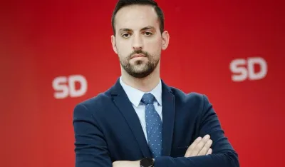 Zirojević: Da smo imali 40 glasova za smjenu, moj bi bio 41. pa kad bi me na nosilima unijeli
