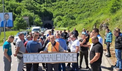 Sjutra blokada na putu Nik&scaron;ić &ndash; Vilusi zbog zabrane sječe u privatnim &scaron;umama