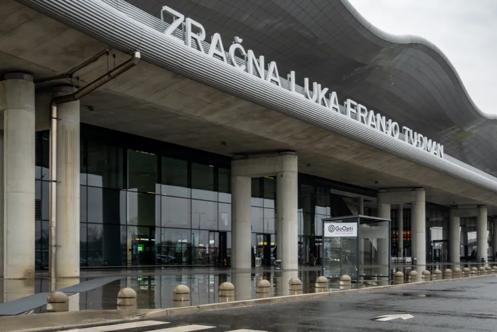 Drama na zagrebačkom aerodromu "Tuđman": Avion proklizao s piste