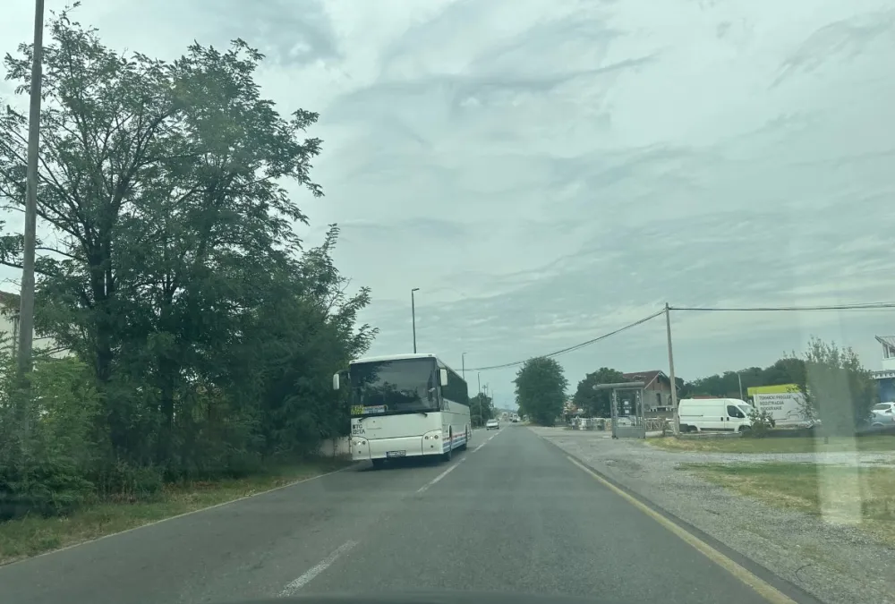 Autobuski prevoznik BTC Zeta bez najave promijenio cjenovnik: Karta od Podgorice do Zete skuplja 30 centi