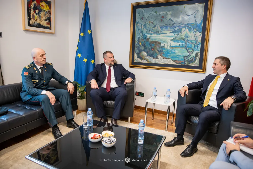 Vuksanović:&nbsp;Na&scaron; cilj je isključivo profesionalizacija sektora bezbjednosti i odbrane
