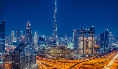 (VIDEO) Gorela zgrada od 67 spratova u Dubaiju, evakuisano skoro 4.000 stanovnika