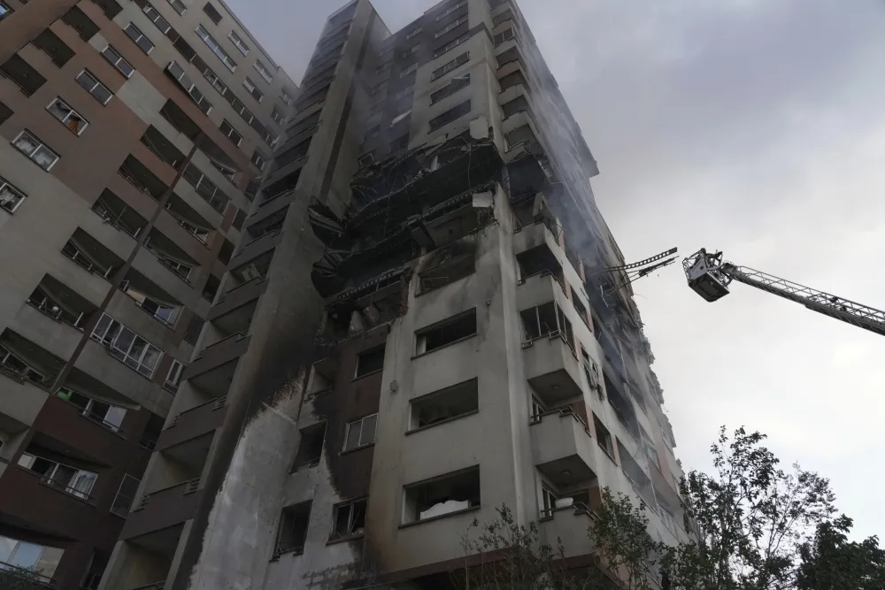 (UŽIVO) Iran ispalio novi talas projektila na Izrael; Tramp: SAD u potunosti kontroli&scaron;u nebo nad Iranom, znamo gdje se krije Hamnei