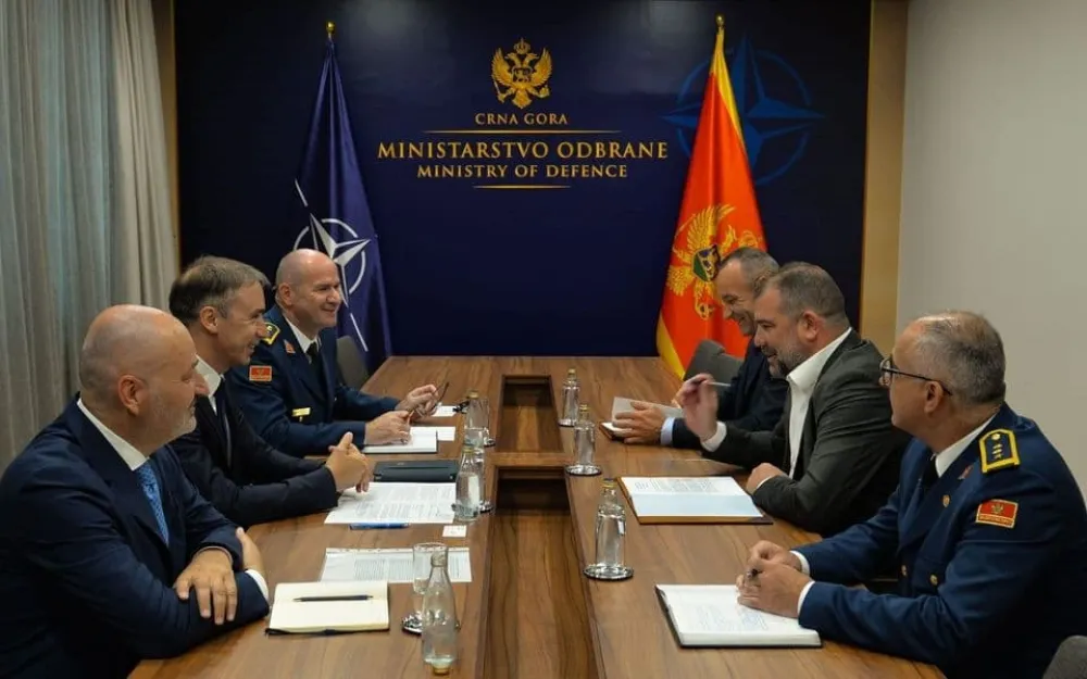 Krapović sa delegacijom Kontrole letjenja Srbije i Crne Gore