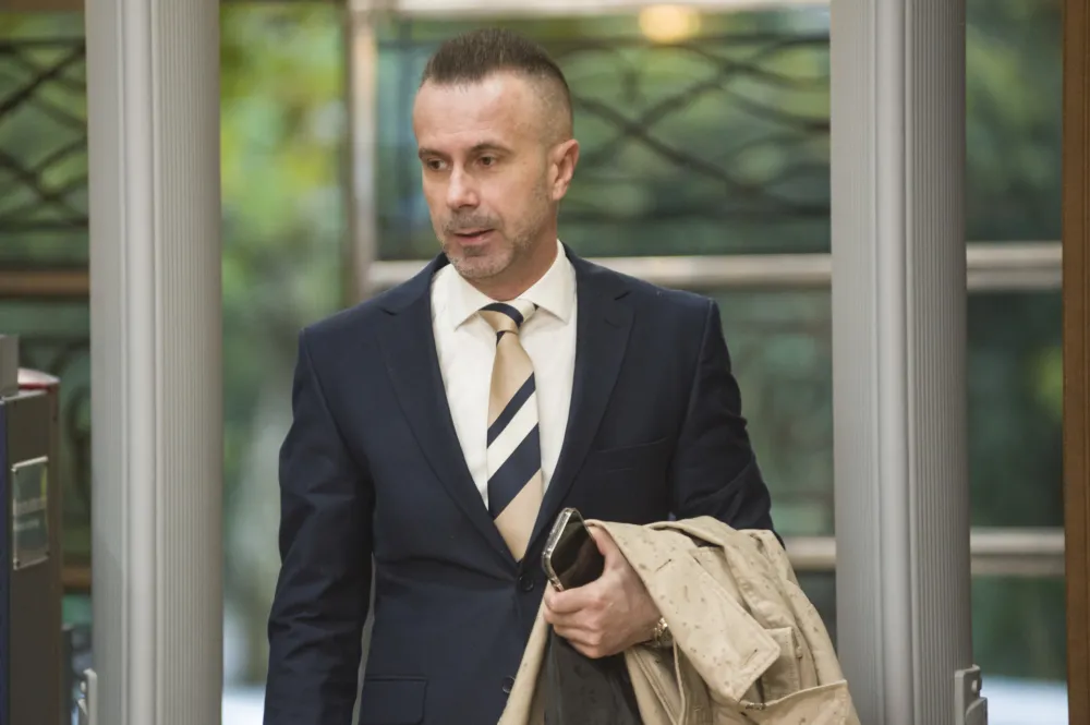 Bogdanović odgovorio Tomislavu Sokolu: Vi niste &ldquo;Sokol&rdquo; vi ste samo ptičica koja crvkuće u Milovom kavezu