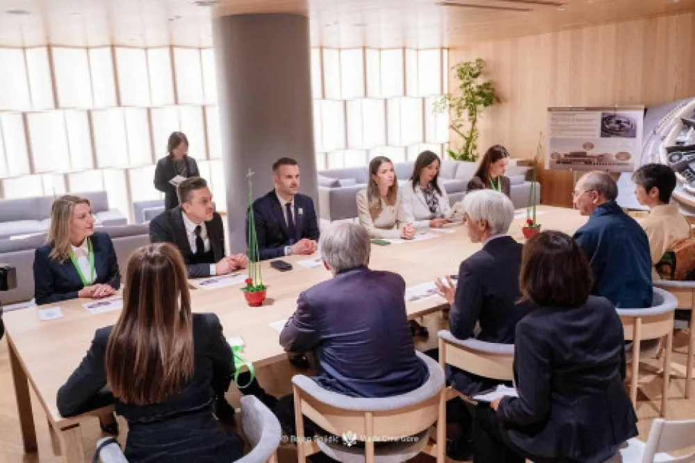 Спаајиће супруга на званичном састанку у Јапану 