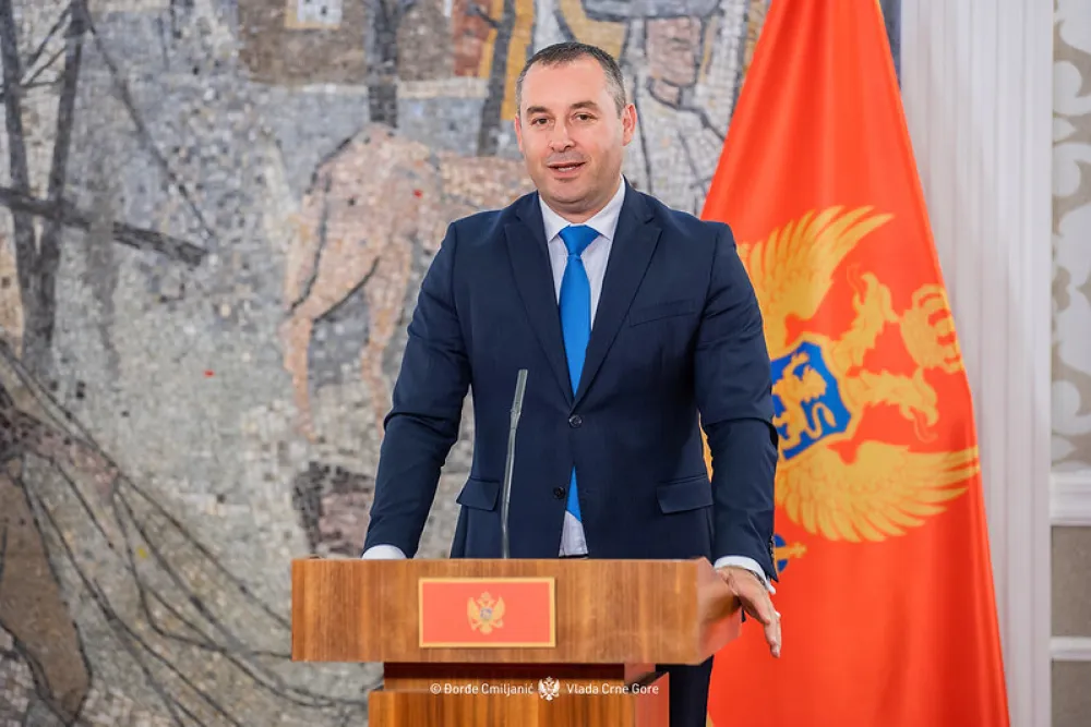 &Scaron;ćekić se kandiduje se za predsjednika SNP-a: Neću dozvoliti da se partija ugasi ili da postane nečiji privezak