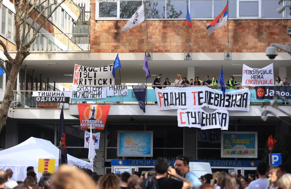Tri osobe uhap&scaron;ene u Srbiji zbog sumnje da su planirale nasilnu promjenu vlasti