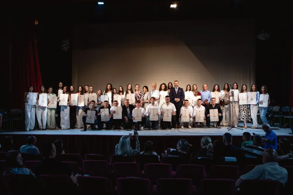 U Rožajama zasijalo 37 diploma &ldquo;Luča&rdquo;