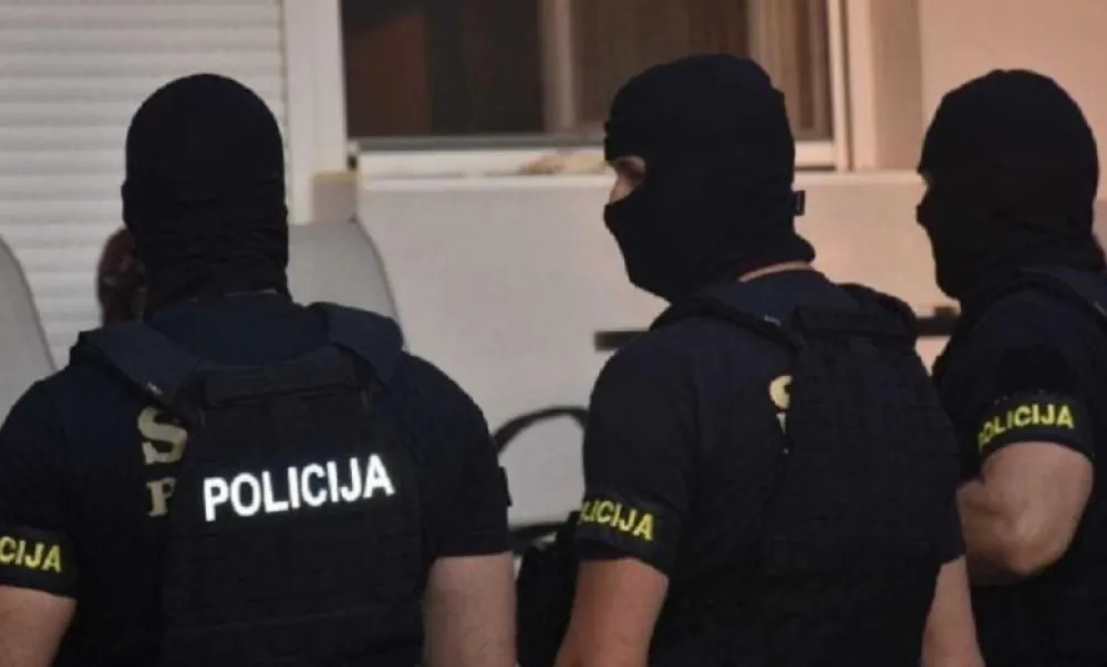 Sagovornici "Dana" o vetingu u sektoru bezbjednosti: Sluge mafije ne smiju biti u službi države