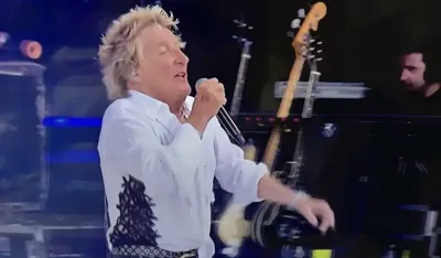 Nastup&nbsp;Roda Stjuarta na Glastonbury festivalu: Nostalgični &scaron;ou s umornim pjevanjem