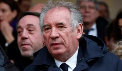 Le Pen "spasila" premijera: Bajru reživio glasanje o nepoverenju