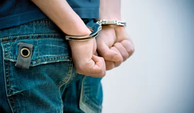 UP: Uhap&scaron;en Zećanin koji je lažno prijavio da je ubio očuha i potom napao policijske službenike