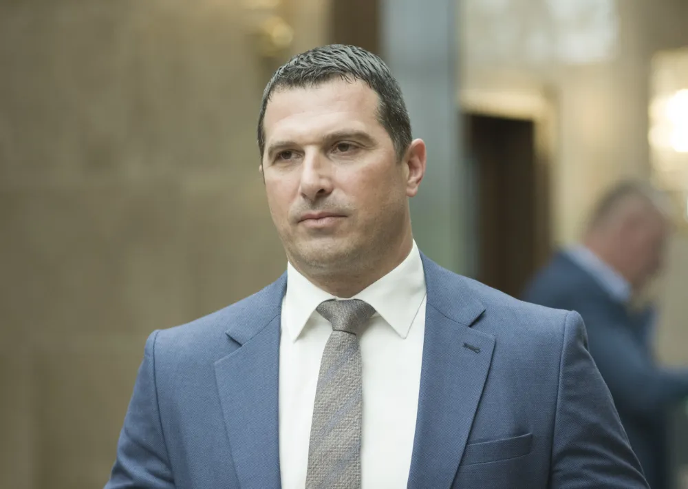Janović: Partije koje su protestovale svakog dana ukidaju pravo građanima da izraze bunt
