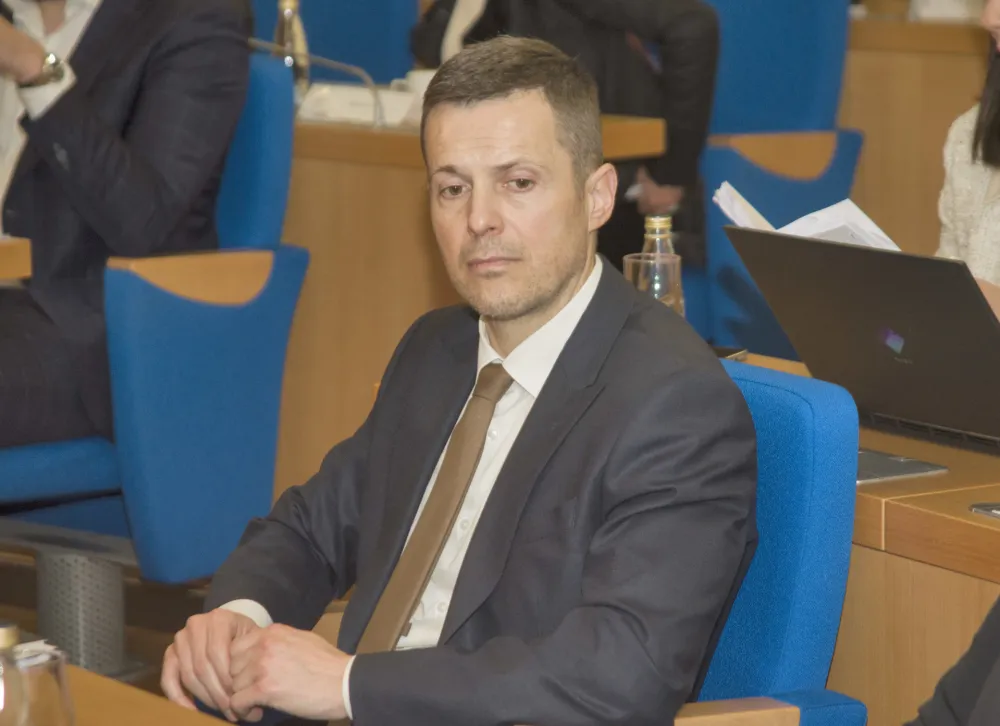 Mladi Evrope: Najo&scaron;trije osuđujemo napad grupe ekstremista na Sa&scaron;u Mujovića