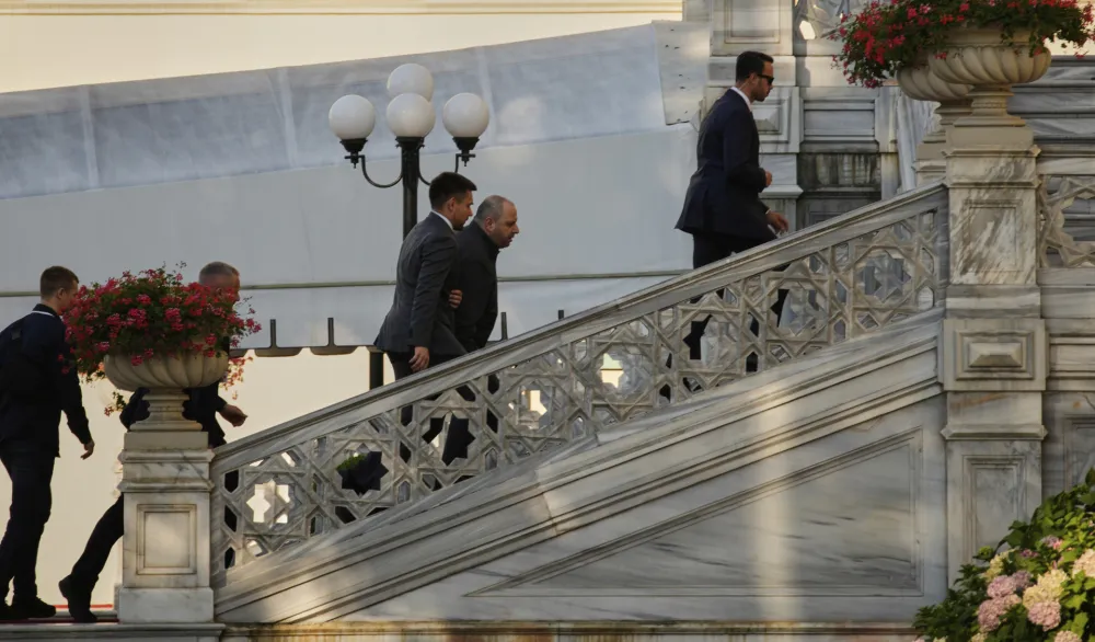 U toku sastanak delegacija Rusije i Ukrajine u Istanbulu