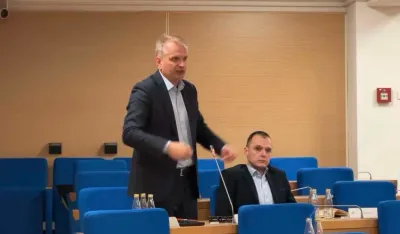 Perić: Razvlastiti klubove odbornika