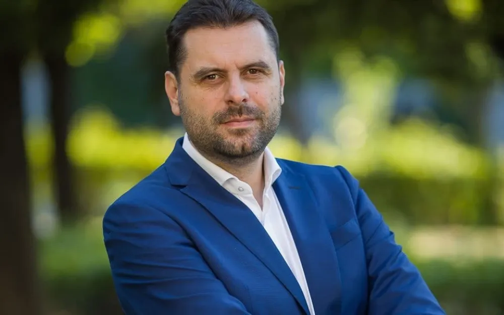Vujović: Oslobodioci su nedodirljiva bića