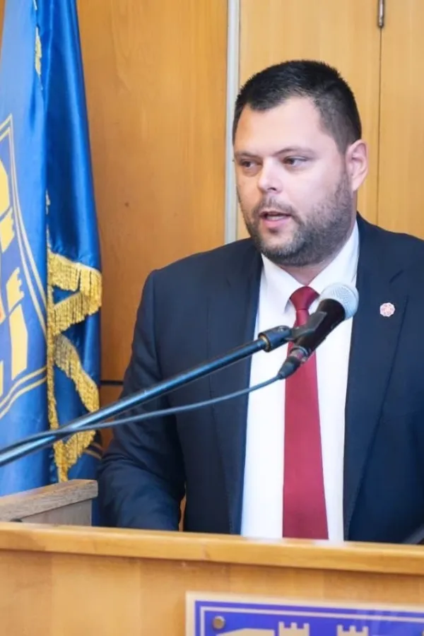 ASK utvrdila da su odgovorna lica&nbsp;Op&scaron;tine Nik&scaron;ić prekr&scaron;ila zakon:&nbsp;U izbornoj godini nezakonito podijelili 220.500 eura