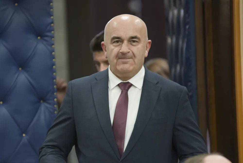 Joković mora hitno da osnuje preduzeće za upravljanje &scaron;umama