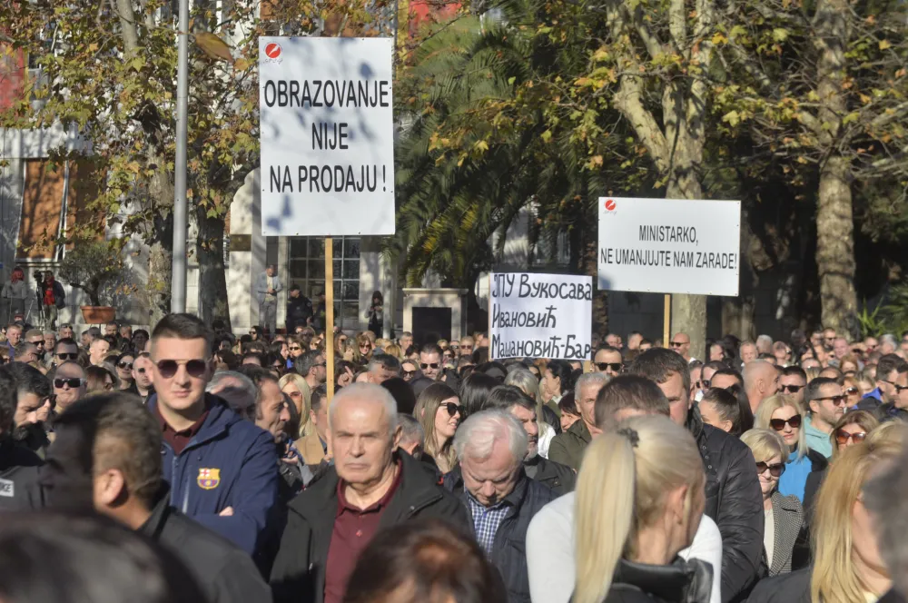 Prosvjetari najavili masovne tužbe od danas