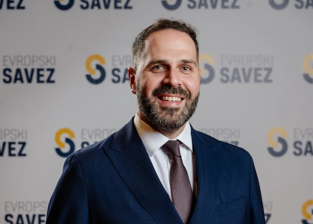 Čelanović: Sramno, MUP naru&scaron;io kotorsku karnevalsku tradiciju