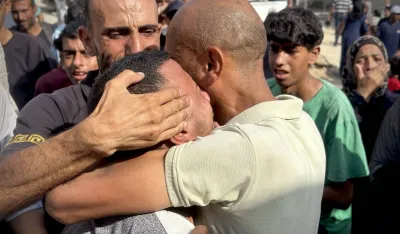 Najmanje 38 Palestinaca ubijeno dok su čekali pomoć iz konvoja Ujedinjenih nacija