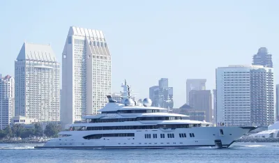 (FOTO) Amerikanci prodaju imovinu rushih oligarha: Na aukciji jahta vrijedna 325 miliona dolara