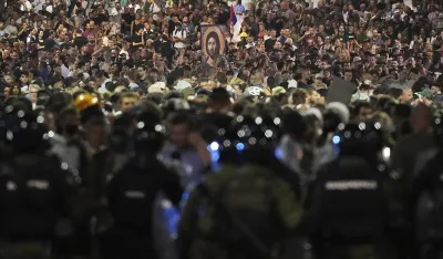 Protesti pod sloganom "Srbija se umiriti ne može" zbog policijske brutalnosti i napada na demonstrante