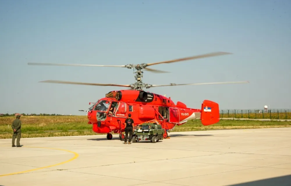 Pilot srpskog helikoptera o ga&scaron;enju požara u Crnoj Gori: Najveća nagrada zahvalnost ljudi čije su kuće i svetinje sačuvane