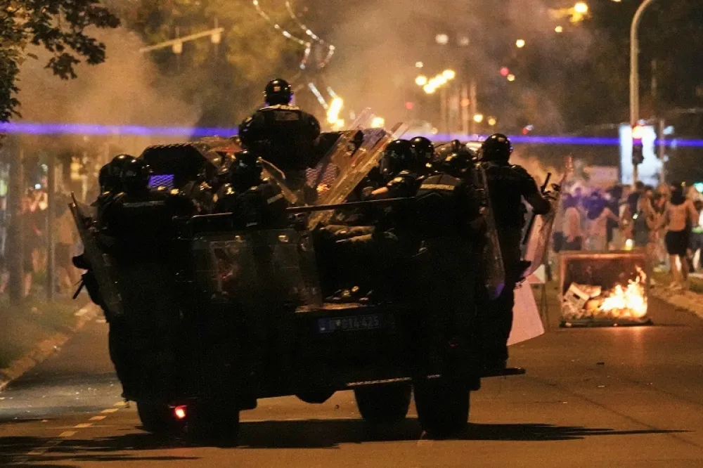 Protesti u vi&scaron;e gradova u Srbiji u znak podr&scaron;ke studentkinji FPN