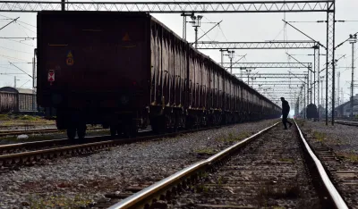 Grupa radnika ŽICG za danas najavila obustavu saobraćaja: Spu&scaron;tanjem rampe na tri pruge traže veće zarade