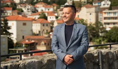Svilanović: &Scaron;ćekić primjer istrajnosti i borbenosti za opstanak SNP-a