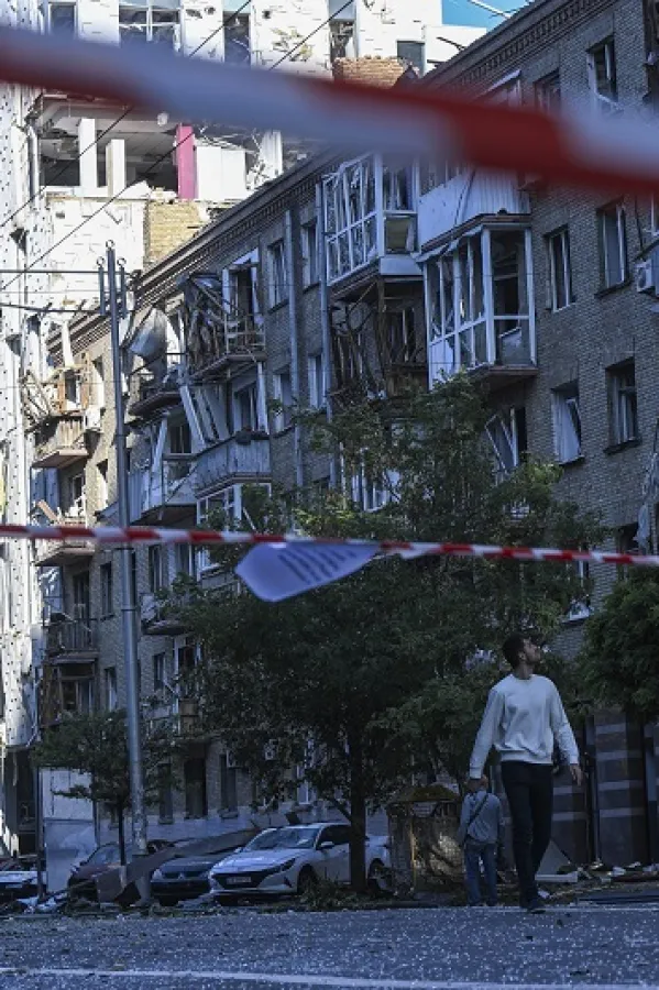 Kijev: Broj žrtava povećao se na 19, ima zarobljenih ispod ru&scaron;evina