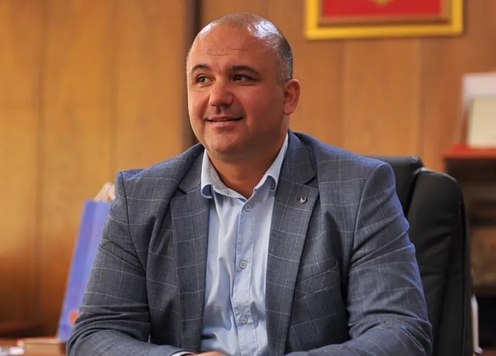 Vrane&scaron; pljevaljskom PES-u: Sad ga zaspi majčin sine