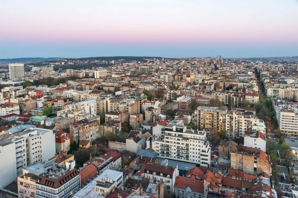 Saslu&scaron;ana majka koja je ostavila bebu pored kontejnera u Zemunu