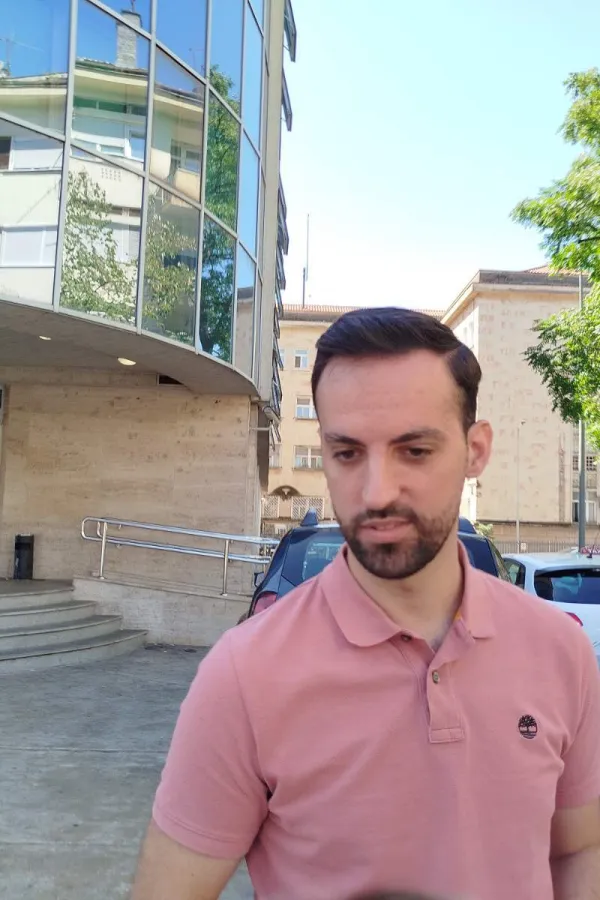 Zirojević: Popović zaposlila dva sina, a gorivo tro&scaron;i kao da duži "boing" umjesto vozila