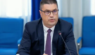 Rovčanin: Zastupljenost ćirilice treba drastično povećati u na&scaron;oj državi