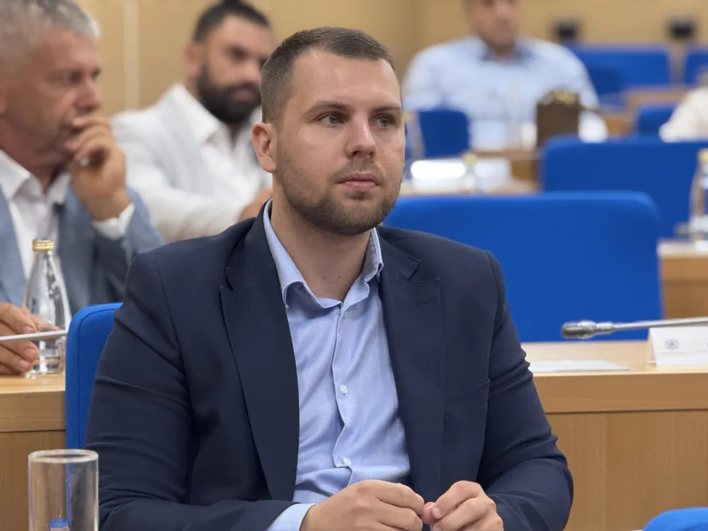 Milo&scaron; Ma&scaron;ković, Sjednica skup&scaron;tine Glavnog grada 28. avgust