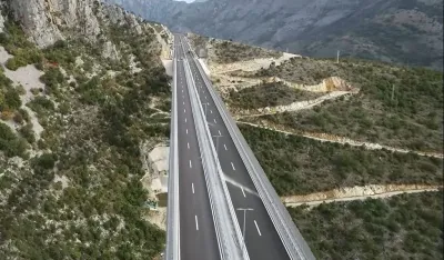 Dobri uslovi za vožnju, na sjeveru ponegdje smanjena vidljivost